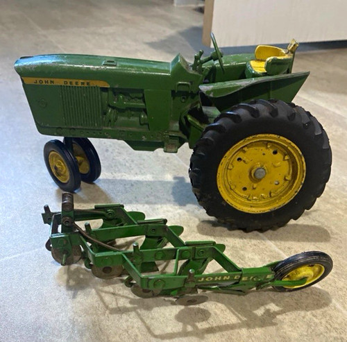 John deere diecast farm - john,