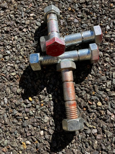 Shear botst nuts non - nuts,