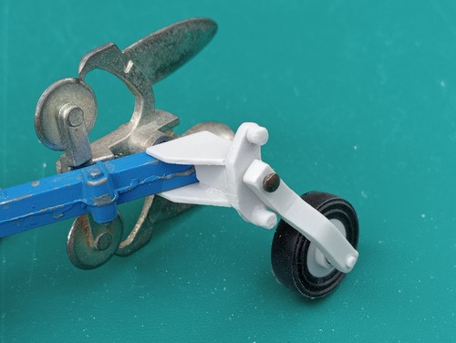 Britains 3 furrow - 1/32,