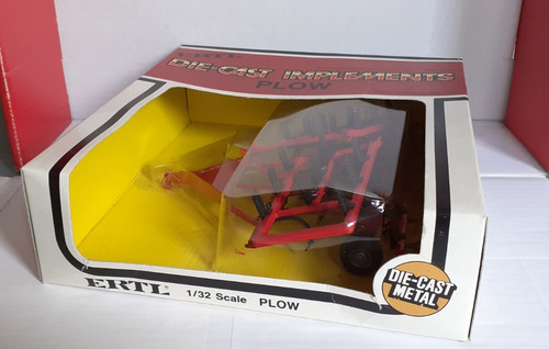 Ertl die cast implements - die-cast,