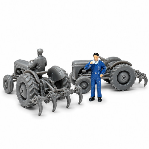 1939 ford tractor - plow, +
