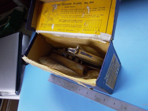 Record 044 plough plane - record,